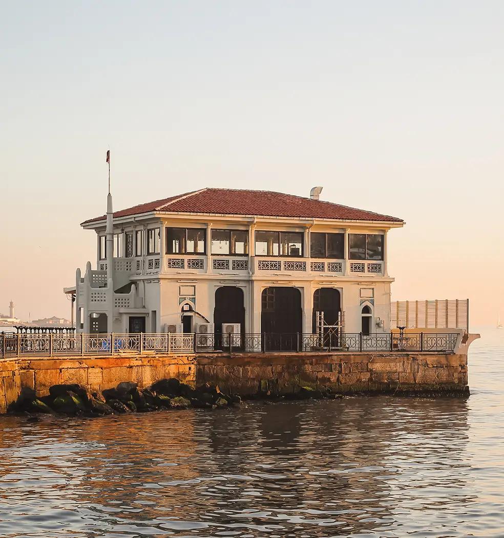 Day 3: Kadıköy & Moda – Cross the Continent